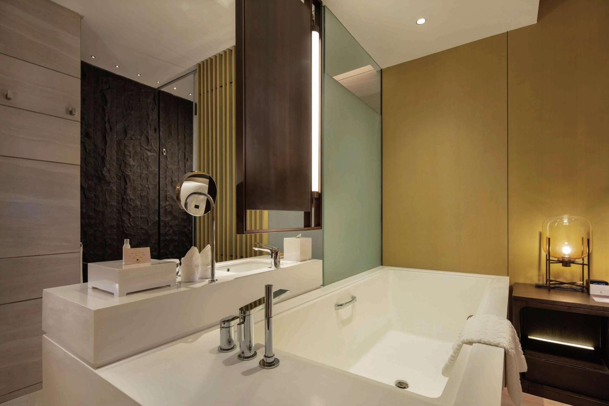 Doubletree Resort By Hilton Hainan - Xinglong Lakeside Wanning Exterior photo